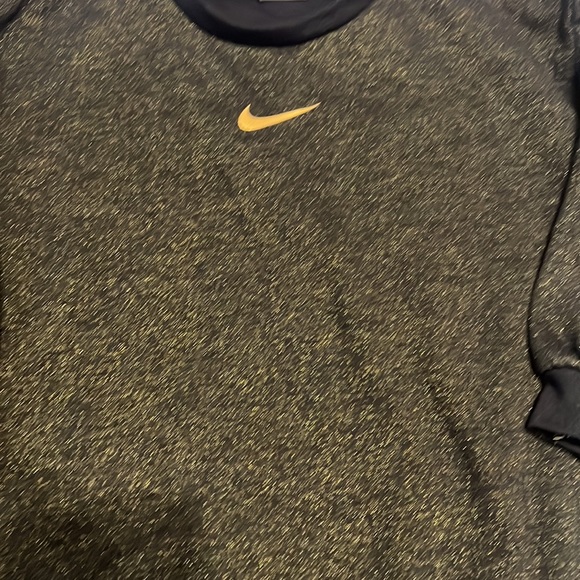 GUC there is some fading at the knees but other than great condition. - Picture 3 of 3